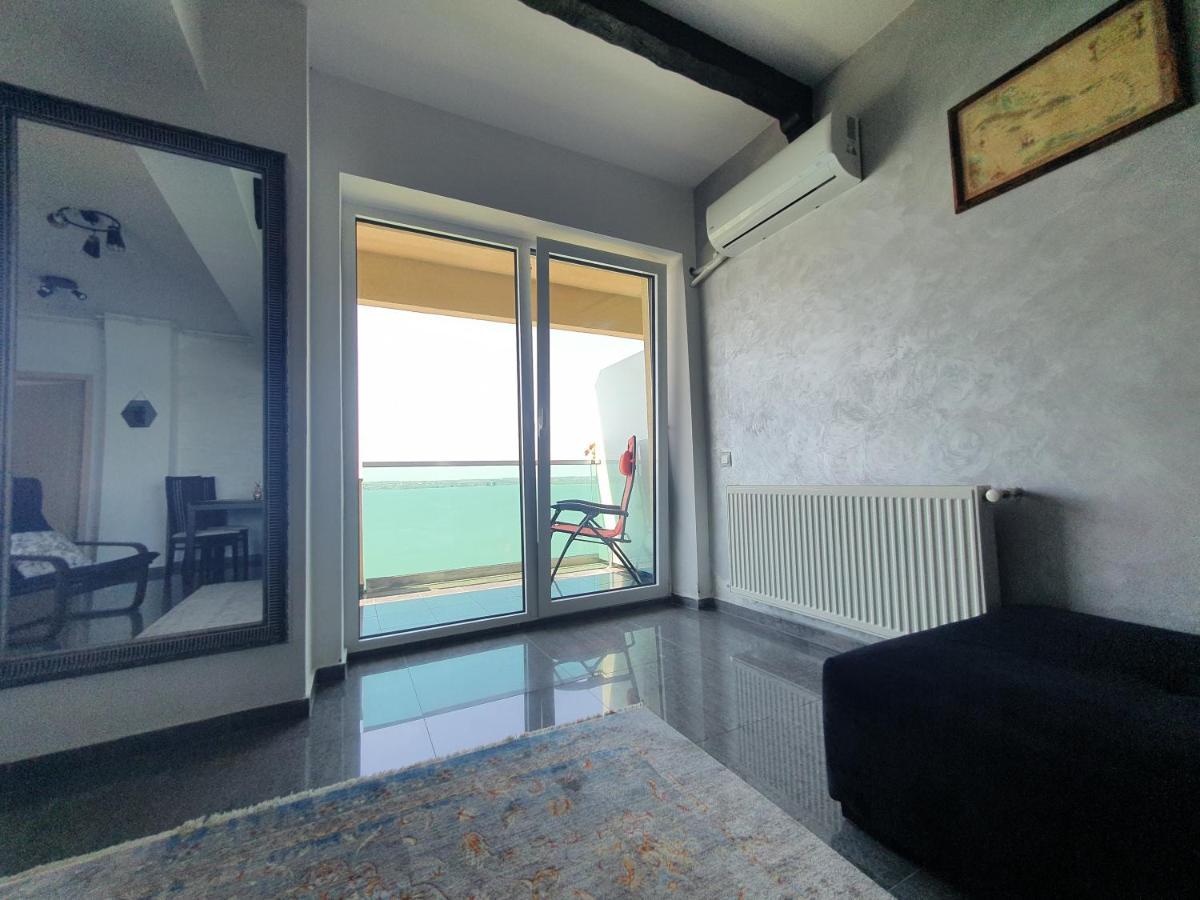 Moonlight Residence Mamaia Exterior photo