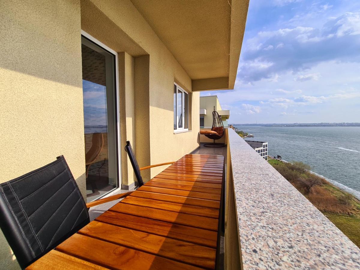 Moonlight Residence Mamaia Exterior photo