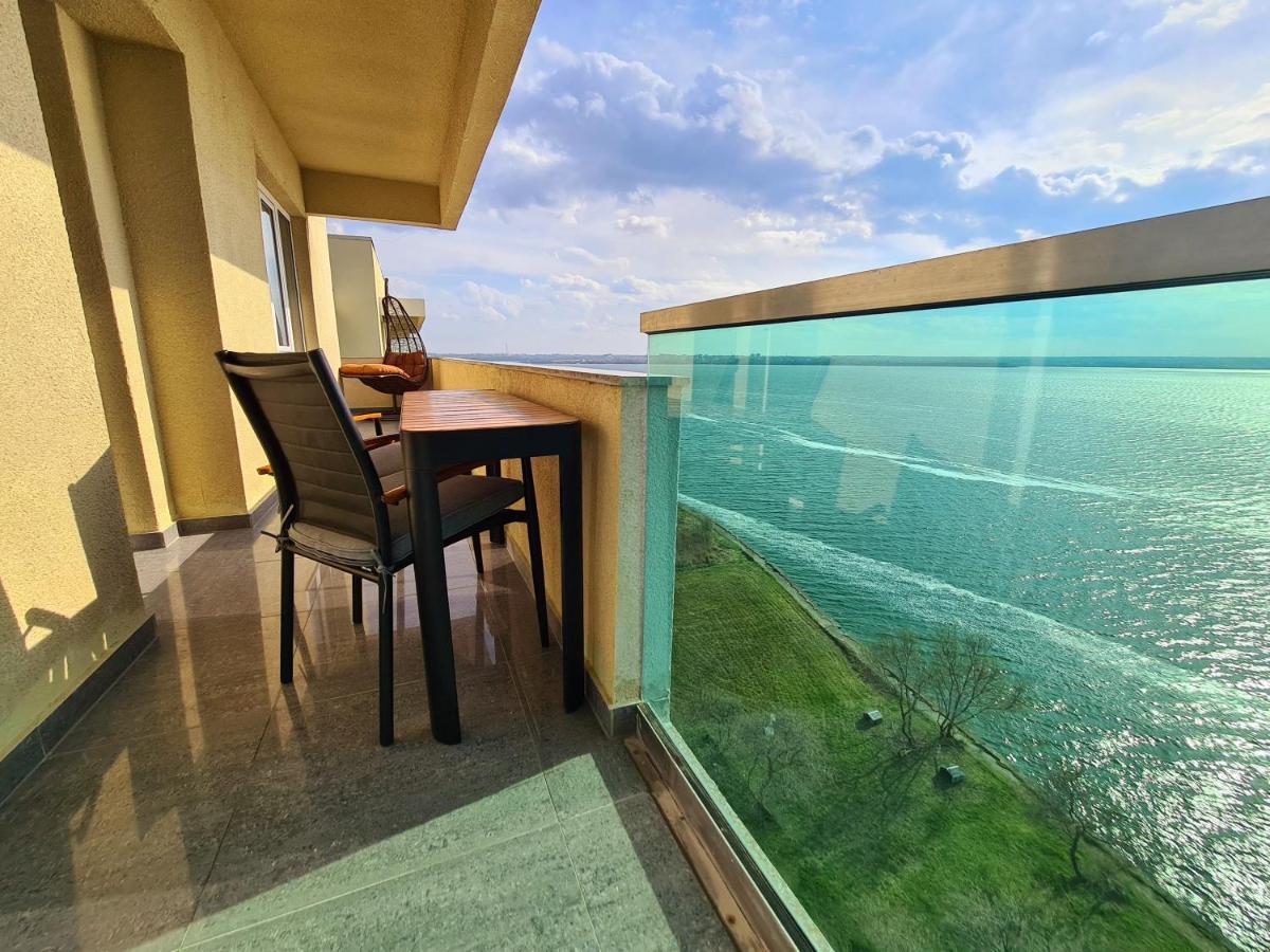 Moonlight Residence Mamaia Exterior photo