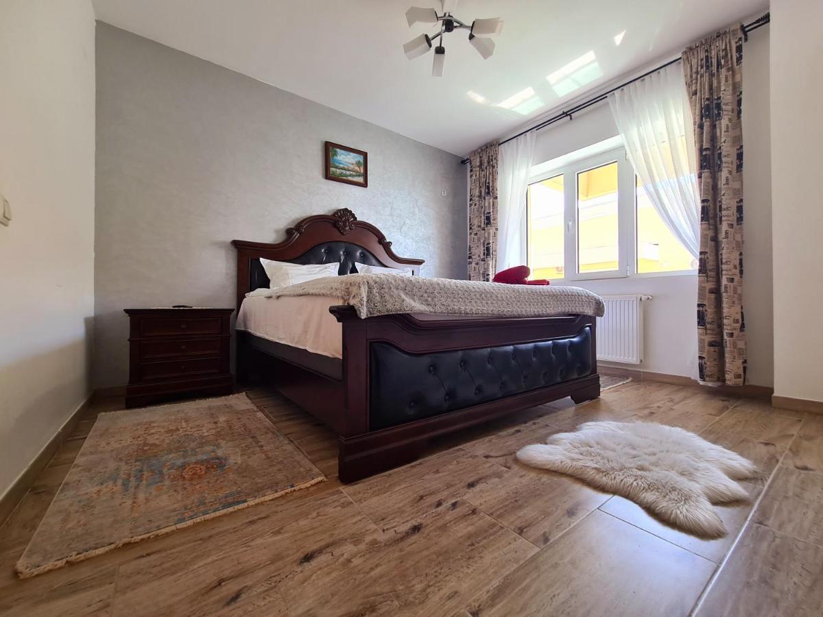 Moonlight Residence Mamaia Exterior photo