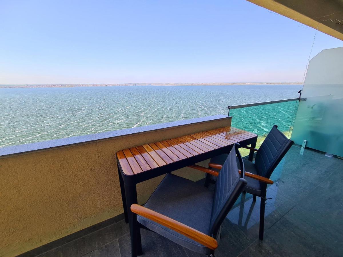 Moonlight Residence Mamaia Exterior photo